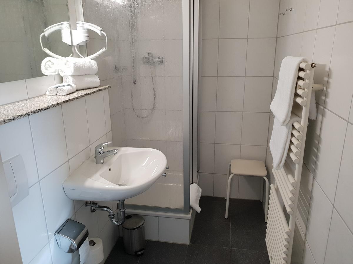 Hotel Gruener Baum Bretzenheim Eksteriør bilde